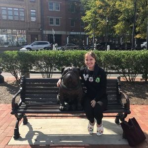 Meet your Posher, Shea